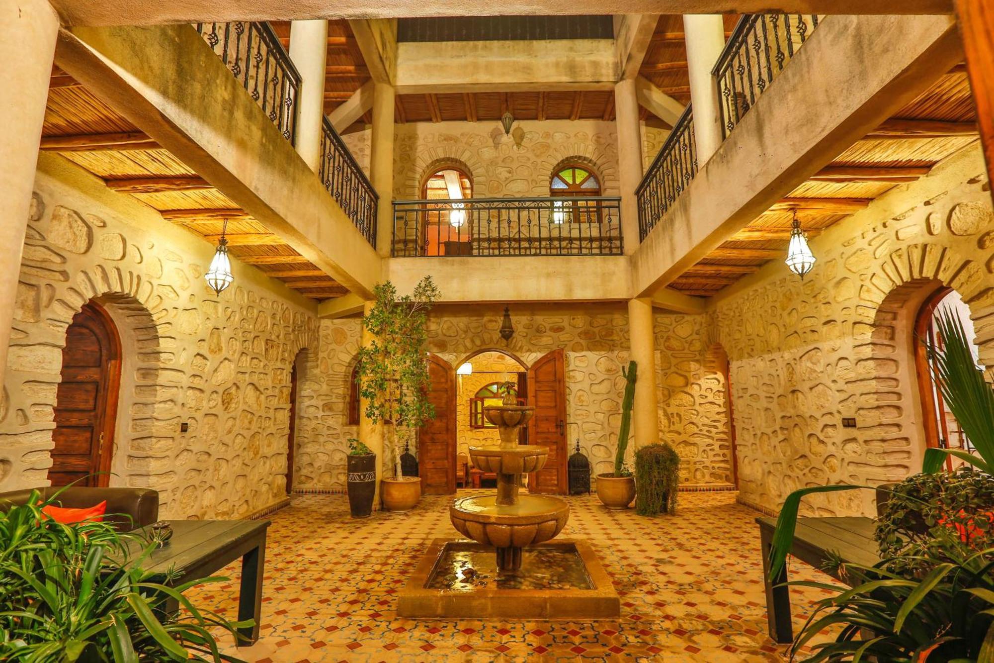 Dar Etto Riad & Spa Есувейра Екстериор снимка
